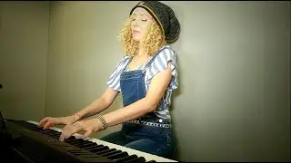 Yann Tiersen - Amelie, Comptine d'un autre &eacute;t&eacute;, cover by Lia Deni