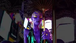 Alien Queen at New York Times Square!