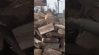 Harbor freight splitter on mini excavator