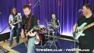 Insanity Beach live at 'tvwales MUSIC NIGHTS' - U2 Where The Streets Have No Name