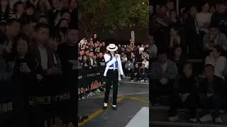 MJ&rsquo;s Iconic Dance Moves &ndash; A Legendary Talent01