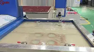 Waterjet cutting glass under water