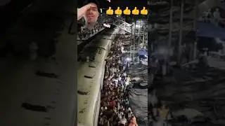 Crowd in A General coach  | Chhath Pooja | Very Gathering in A Train | #train #crowd #gathering