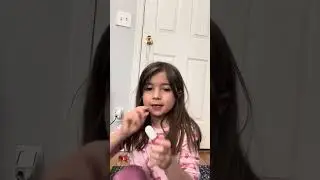 Hi doing my makeup 