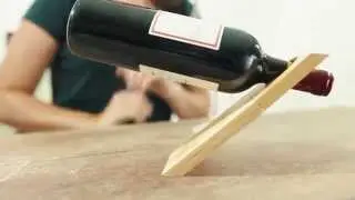 Illusion Wine Stand