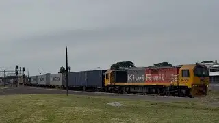 DL 9728(ETCS) with Train MH3 passing Hamilton station East Coast Main Trunk 