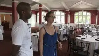 Lizzy & Vladimir bekijken de trouwlocatie | Grenzeloos Verliefd | Extra