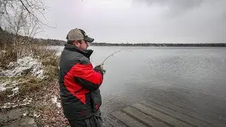 Early-ice panfish locations: Basins vs shallow weeds