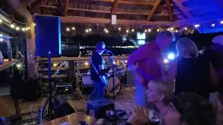 The Monsoons, Cover: American Girl