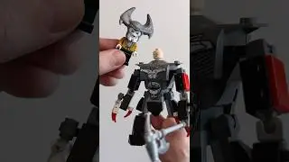 Переходим от бигфигов к сборным фигурам LEGO DC