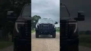 This LIFTED 2025 GMC Sierra HD Denali Ultimate 🤤 #liftedtruck #liftedsierra #trucknation