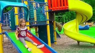 Enjoying a beautiful Day in the Sun With lots of Smiles