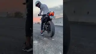 Ns 200 burnout🛞💭#ns200#youtube#bikelover#bajaj#bike#modified#burnout#trending#rider#stunt#bikeride