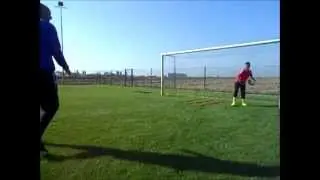 Goalkeeper training U-10 Warm up,techniques,foot work,coordination on the trampoline