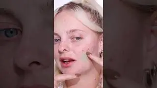 How to cover acne with green concealer! #acneproneskin #concealer #acnemakeup #makeuptutorial #glam