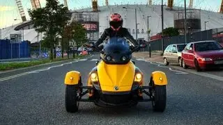Can Am Spyder Roadster exhaust sound and fly by