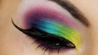 Bright and Bold Summer Makeup Tutorial