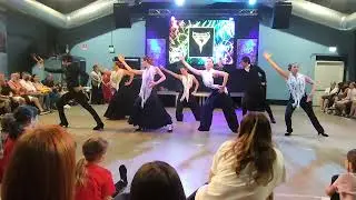FLAMENCO BASE - Maestra Valeria Guatta
