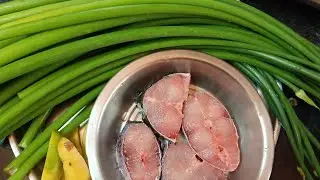 Peyaj kali vaji r fish korma