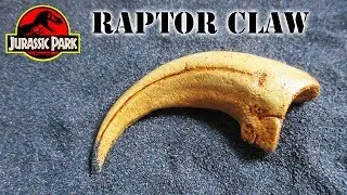 Polymer Clay Velociraptor Claw Fossil Sculpture || Maive Ferrando