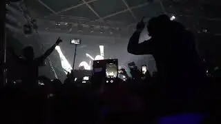 Steve Aoki WiredX 2017 - Chester Bennington Tribute