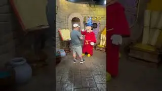 Meeting Sorcerer Mickey Mouse 2024 #waltdisneyworld #disneyshollywoodstudios