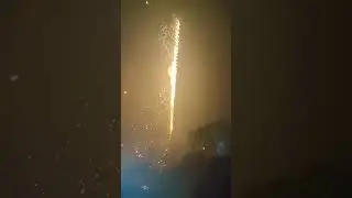 Drone malfunction pours down sparks causing panic in Liuyang, Hunan, China