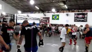 Exame de Gradua&ccedil;&atilde;o Strikers House em abril