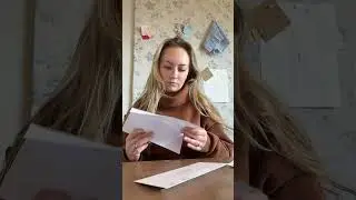 Моё воскресенье :) Заполните опрос в моём Linktree, чтобы помочь выбрать релизы на этот год!!