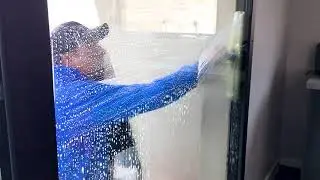 DSS St. George Window Cleaning - Detail Glass Sliding Doors