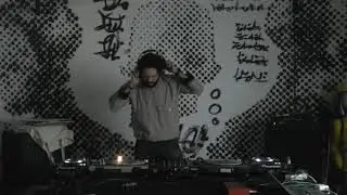 MALANOCHE - PH3NIX - SQUATCAST - CHRISTMAS MORNING TECHNO