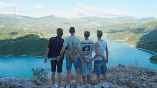 Albania Met De Gasten.