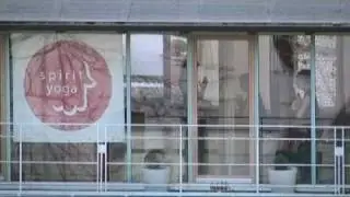 Im Kopfstand zum Glück --Trailer