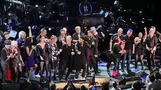 Rainforest Benefit Concert Finale - Don&rsquo;t Stop Believing(2019)