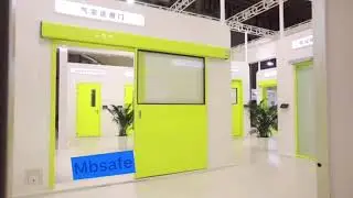 Hermetic hospital sliding door.