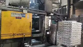 How does cold chamber die casting machine work and produce aluminum parts