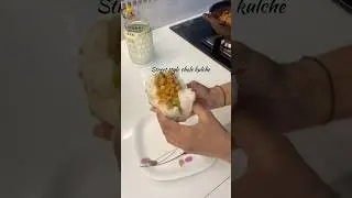 Street style chole kulche🤤#streetfood #lover #chole #kulche #viralvideo #viralshorts #ytshorts #yt