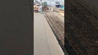 Saved A Lady from Getting Down The Train Engine #pakistan #train #railway #automobile #viralvideo