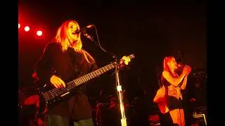 Tom Tom Club - Live in New Britain 1992