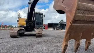 K&ouml;p Gr&auml;vmaskin Volvo EC250DL med tandskopa och GPS p&aring; Klaravik