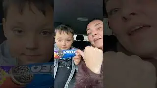New Cream Egg Oreos taste test 🍫👀