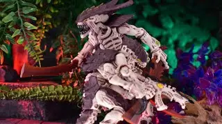 Joytoy Warhammer 40K Tyrannid Warrior and Termagant