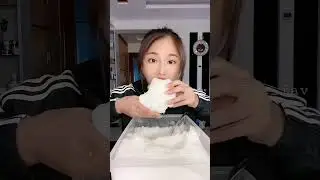 big bites White ice #freezer #frost #iceeating #whiteice #ice #freezerice #freezerfrost #frozen