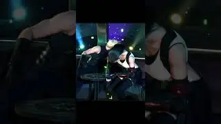 Tifa catches Cloud staring intently at her | Final Fantasy VII Rebirth