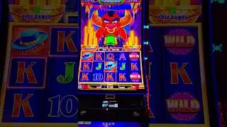 Raging Red Slot Machine Max Bet Bonus #slot # #casinogame #realcasino #casinogames #casinoroyal