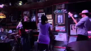 Closer - Ne-Yo Cover by Jason Jeffries and the Tall Trees at Bob and Barbara&rsquo;s (10.01.2024)