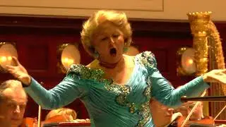 EDITA GRUBEROVA Spiel' ich die Unschuld vom Lande (DIE FLEDERMAUS) Prague 30XI16