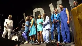 Neil Young and Crazy Horse Love Earth Tour - Reverend Billy and the Stop Shopping Choir (2024)