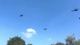 Chinooks flying around.