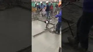 Concrete vibratory concrete screed surface finishing screed machine